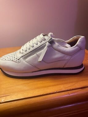 Trotters White Leather Lace-Up Sneaker with Side Zip Accent